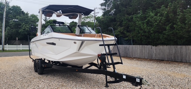 2025 Nautique G23 Coastal Icon